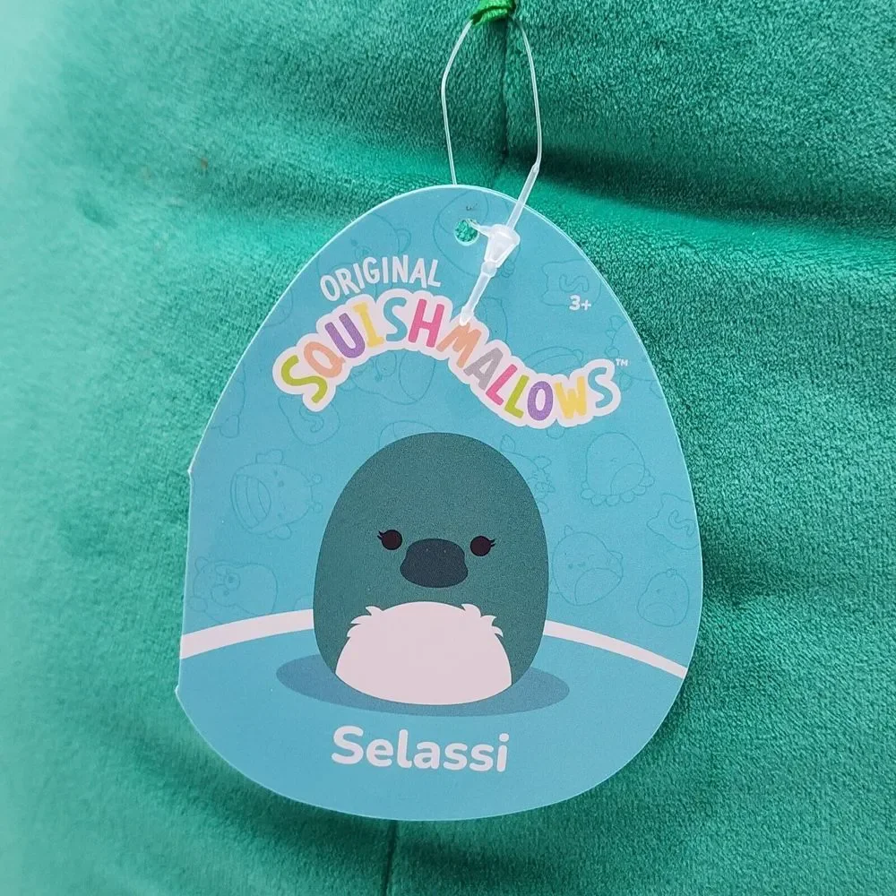 Squishmallows 16